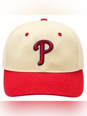 Vintage MLB Two-Tone Cream and Red Philadelphia Phillies  Baseball Cap 7 1/2